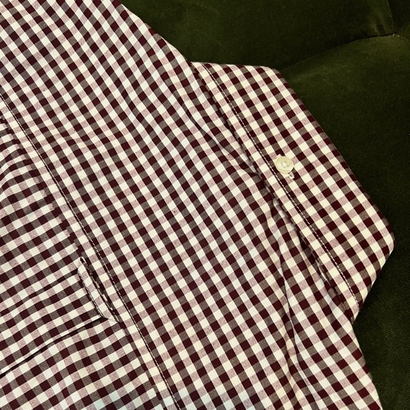 Relco Burgundy Gingham Button Down 🇬🇧
(𝐧𝐞𝐰 𝐰𝐢𝐭𝐡 𝐭𝐚𝐠𝐬 🏷️) - Picture 6 of 6